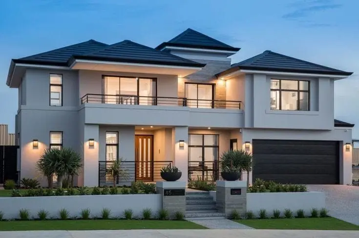 Modern roofing design for a contemporary luxury house